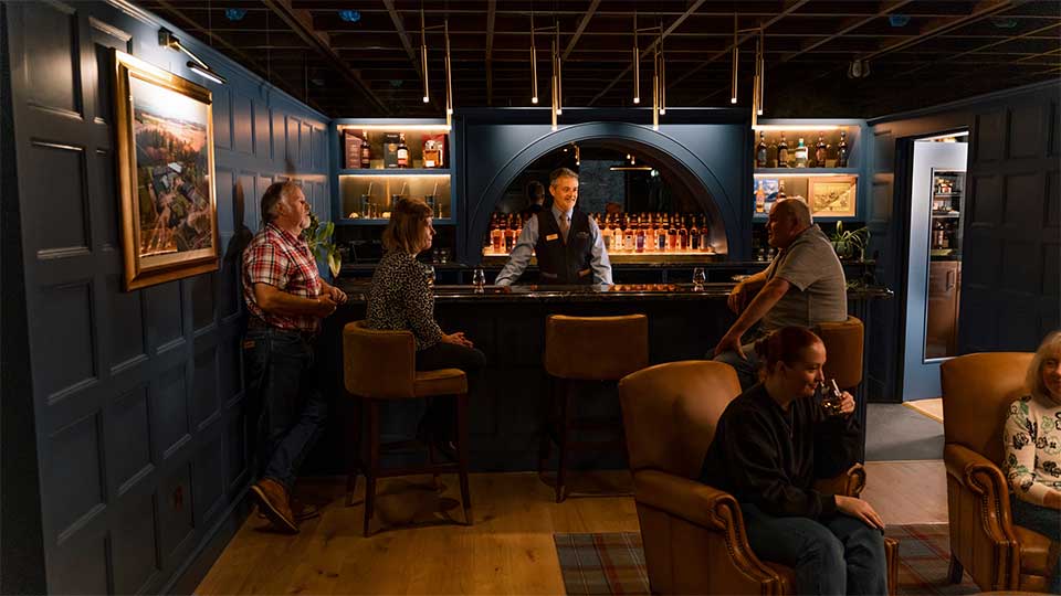 Glencadam Visitor Centre Bar